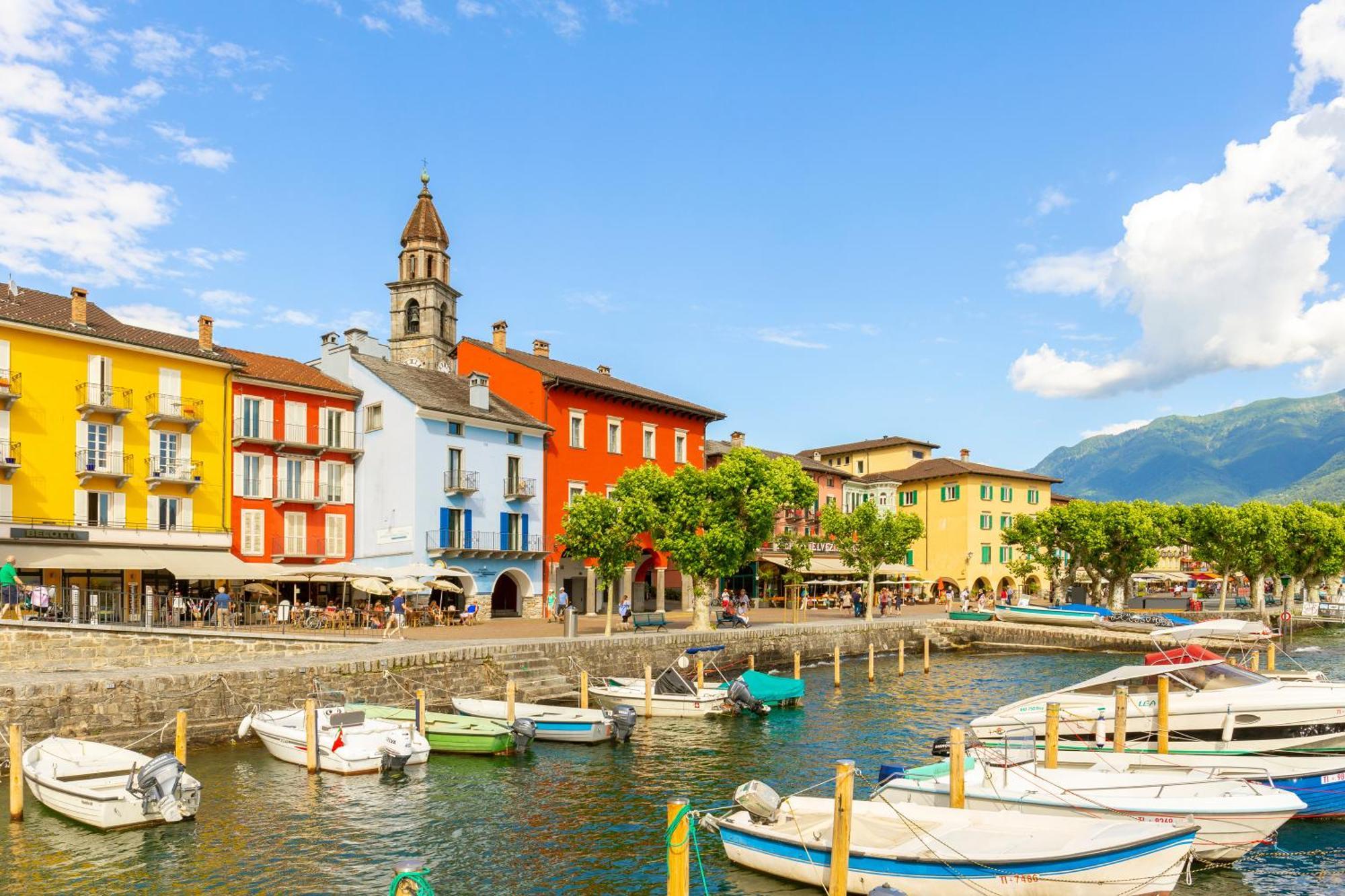 Yellow View Apartment - Happy Rentals Ronco sopra Ascona Esterno foto